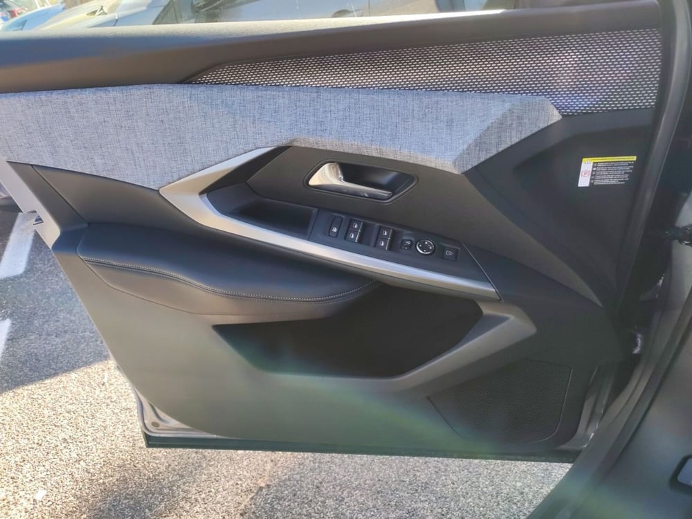 Peugeot 3008 nuova a Latina (18)