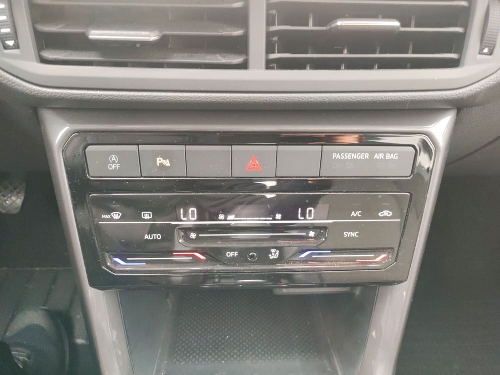 Volkswagen T-Cross usata a Latina (18)