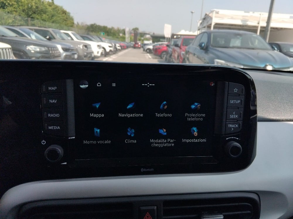 Hyundai i10 nuova a Roma (17)