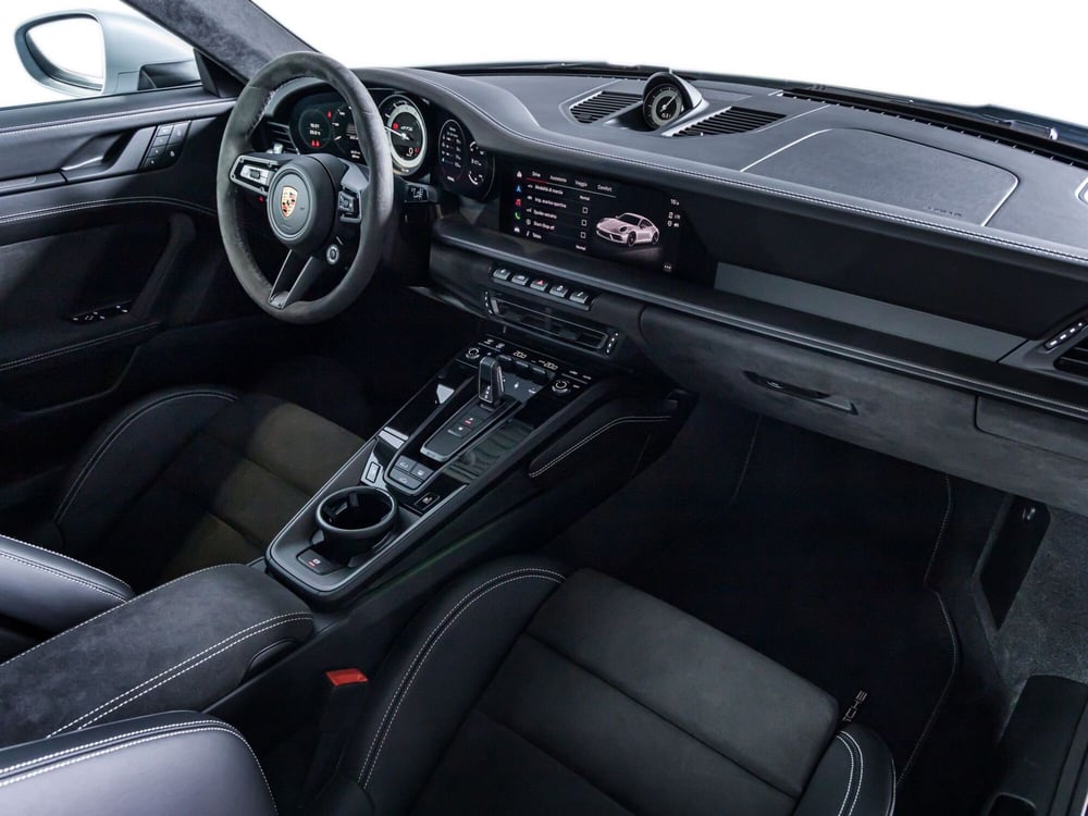 Porsche 911 Coupé nuova a Firenze (12)