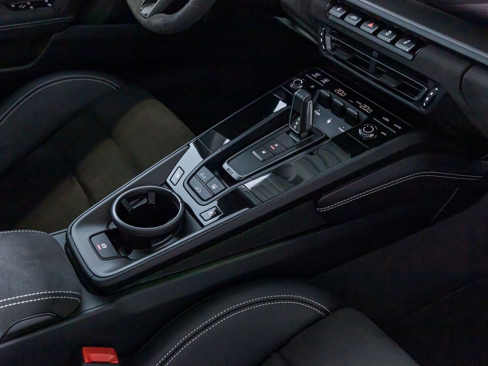 Porsche 911 Coupé nuova a Firenze (15)