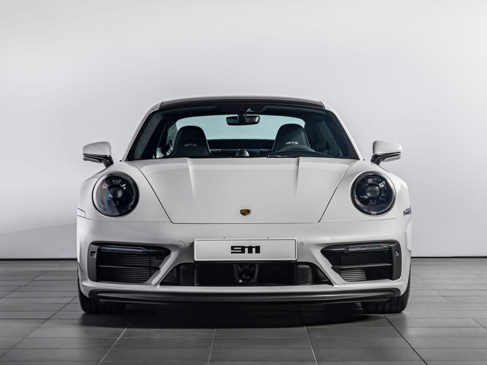 Porsche 911 Coupé nuova a Firenze (2)