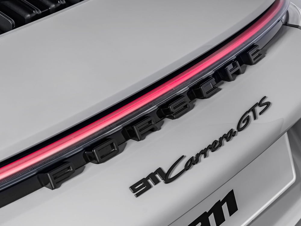 Porsche 911 Coupé nuova a Firenze (5)