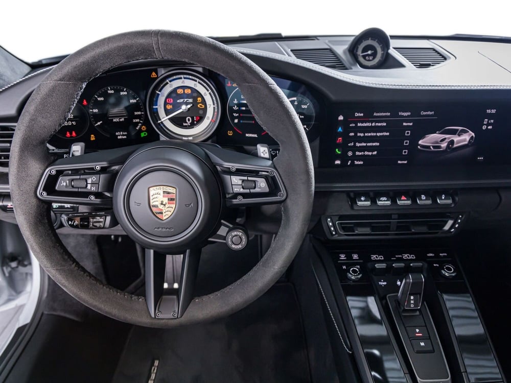 Porsche 911 Coupé nuova a Firenze (8)
