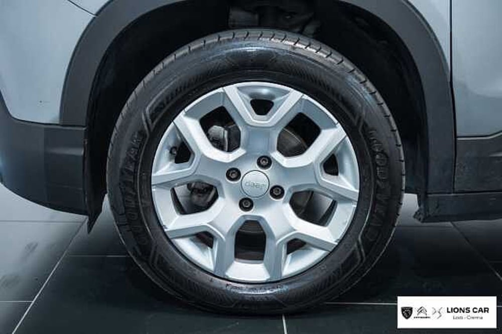 Jeep Avenger usata a Lodi (8)