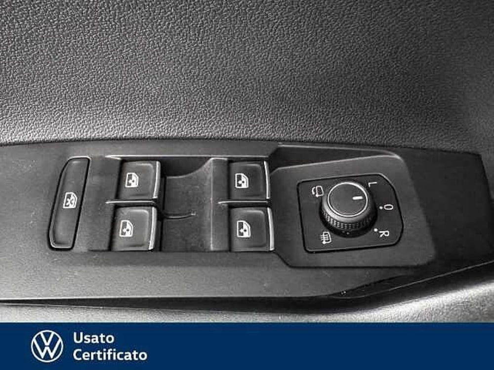 Volkswagen Taigo usata a Vicenza (12)