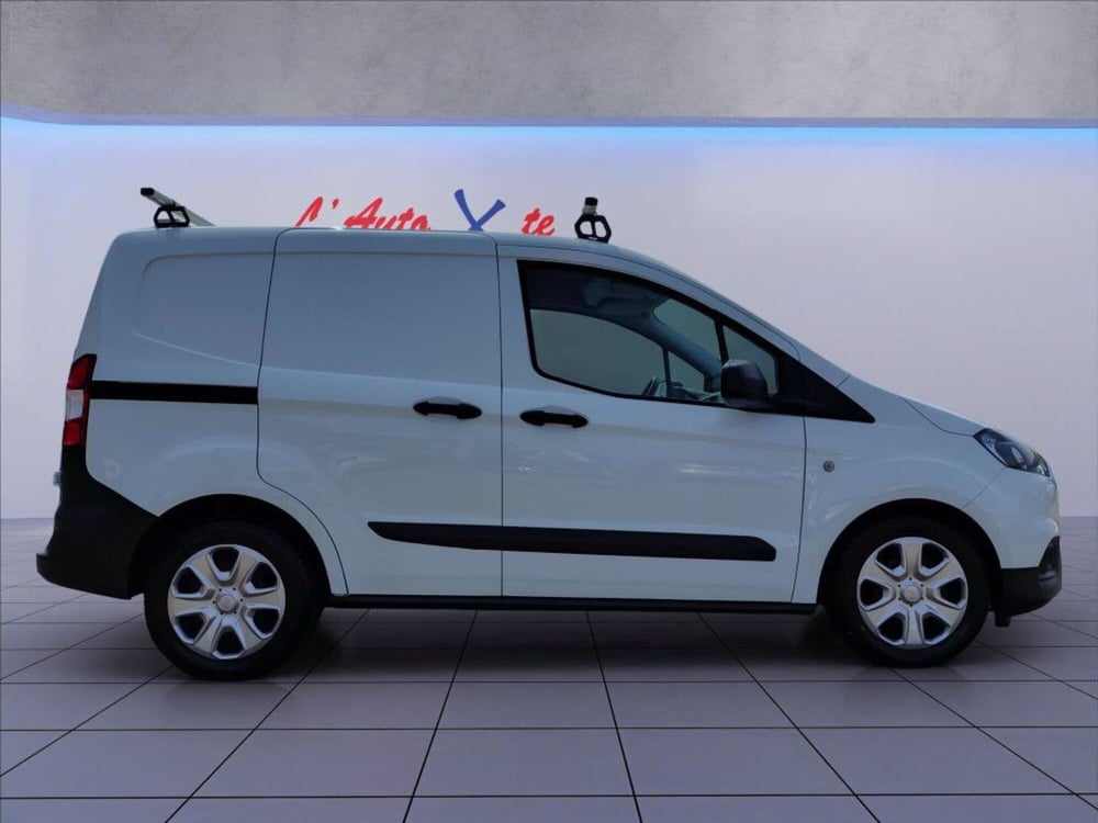 Ford Transit Courier usata a Milano (8)