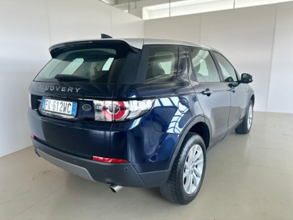 Land Rover Discovery Sport usata a Modena (11)