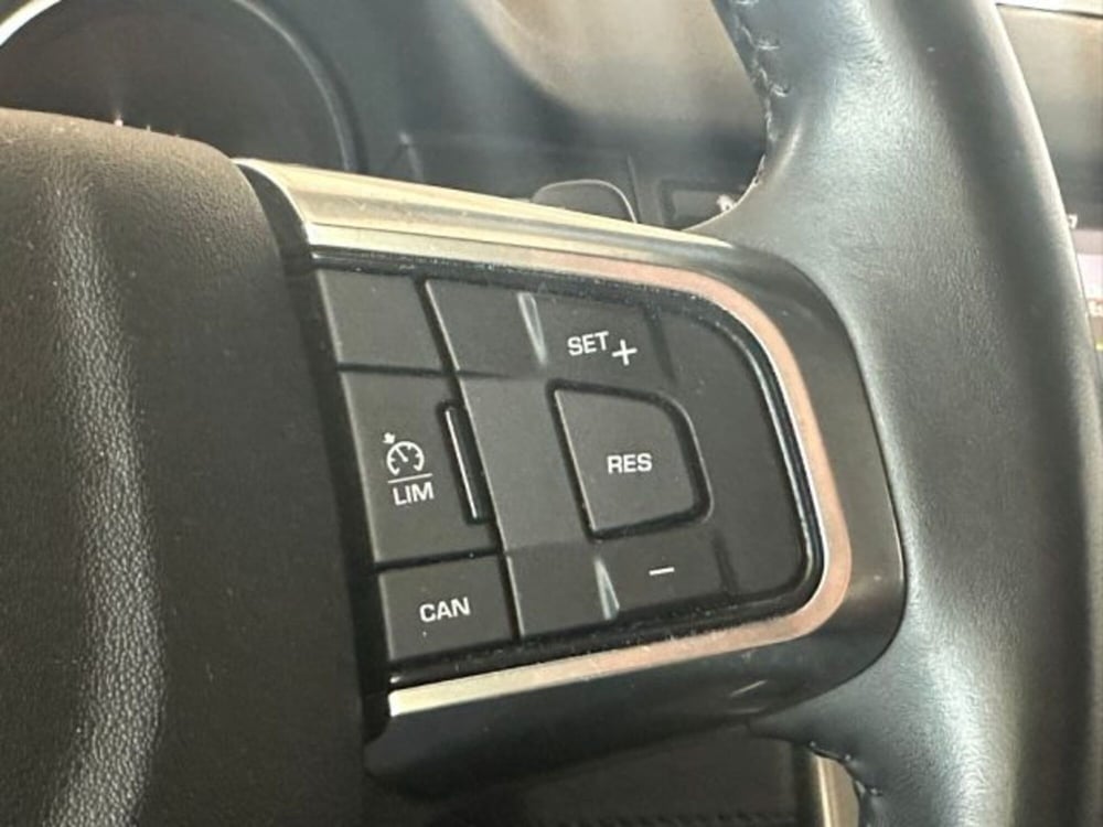 Land Rover Discovery Sport usata a Modena (12)
