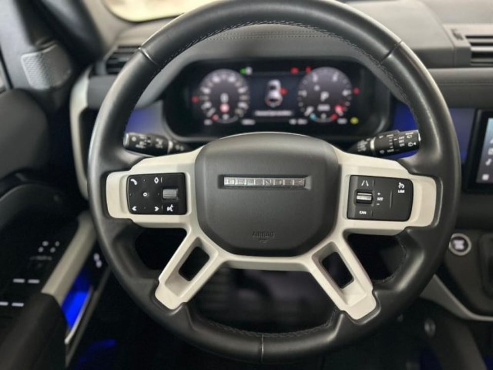 Land Rover Defender usata a Modena (10)