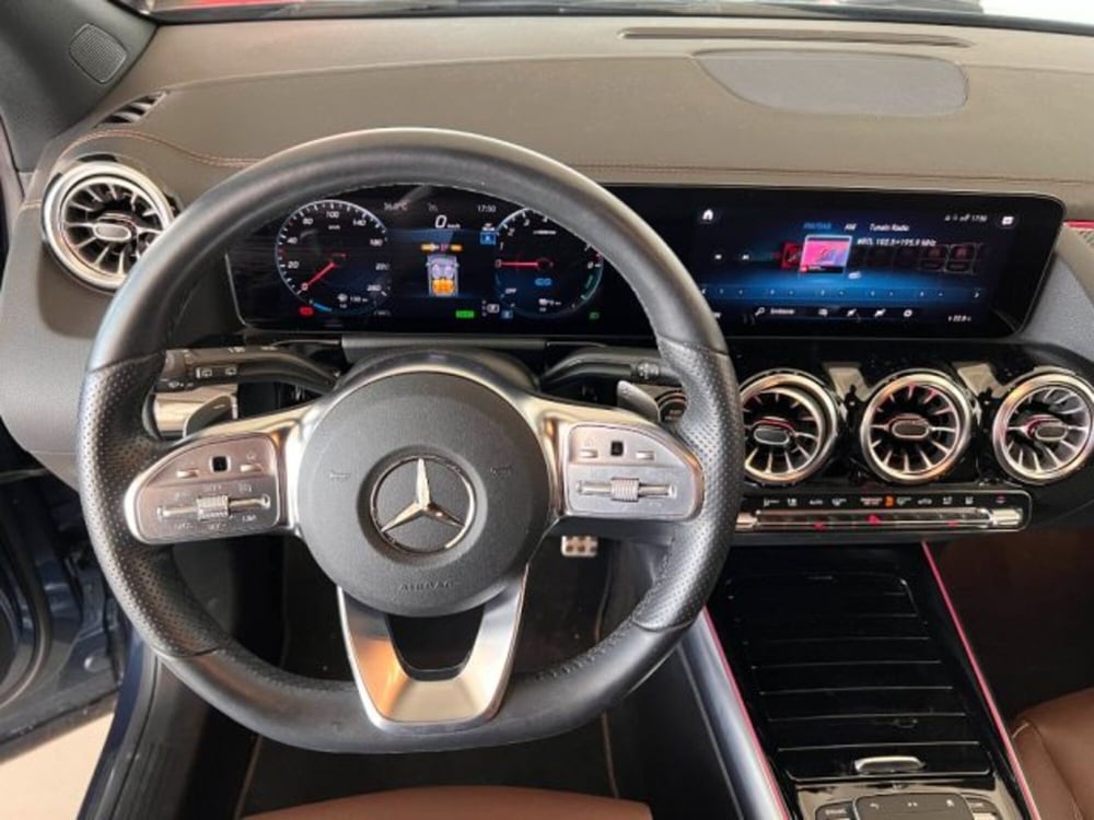 Mercedes-Benz GLA SUV usata a Modena (11)
