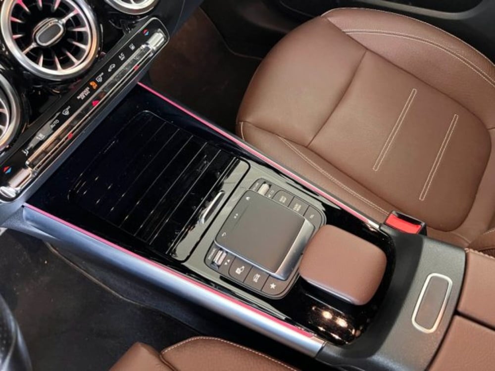 Mercedes-Benz GLA SUV usata a Modena (14)