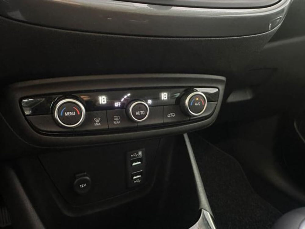 Opel Crossland usata a Salerno (19)