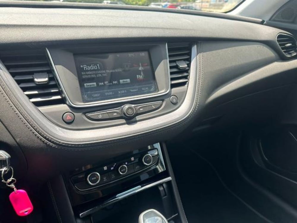 Opel Grandland X usata a Salerno (16)