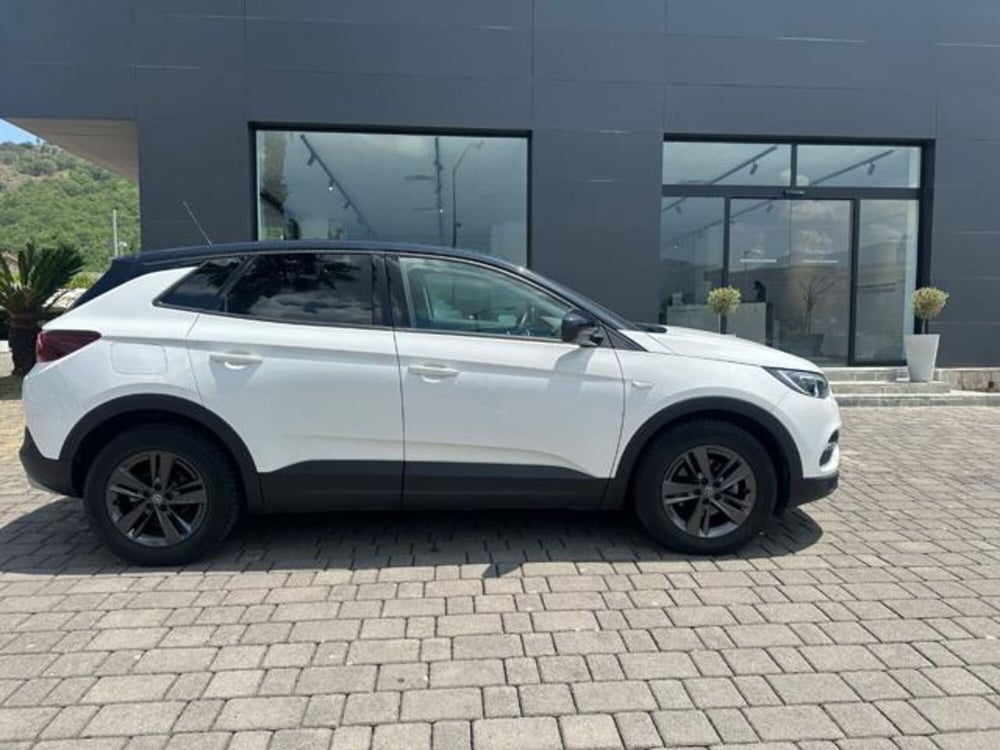 Opel Grandland X usata a Salerno (3)
