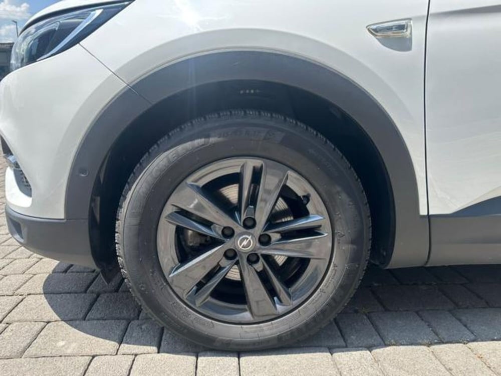 Opel Grandland X usata a Salerno (9)