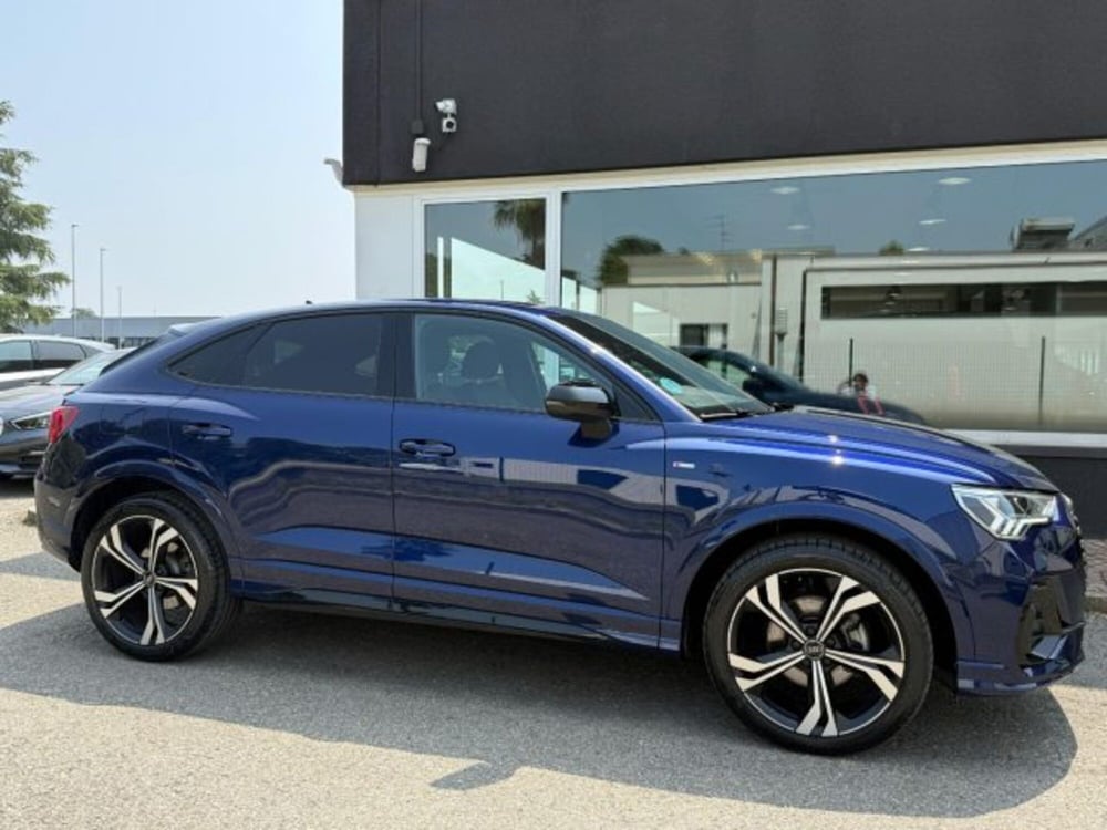 Audi Q3 Sportback usata a Bologna (6)
