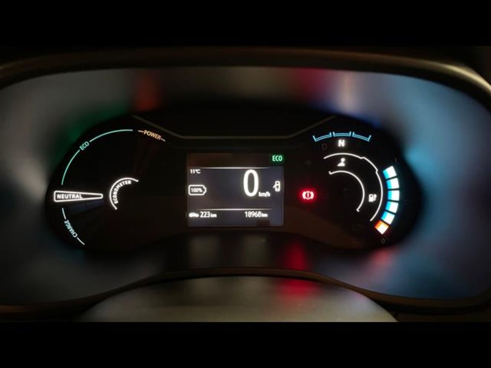 Dacia Spring usata a Varese (10)