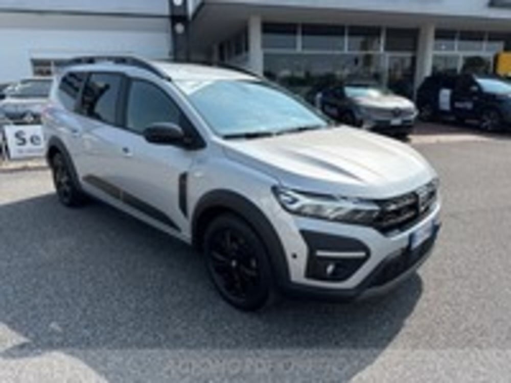 Dacia Jogger usata a Udine (3)