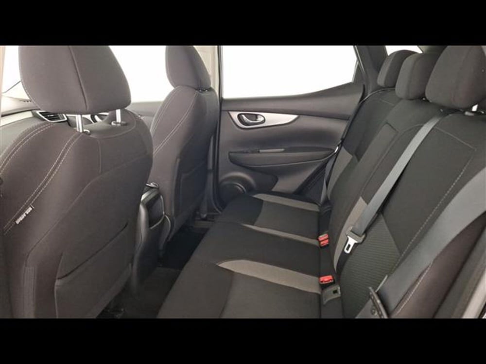 Nissan Qashqai usata a Milano (10)