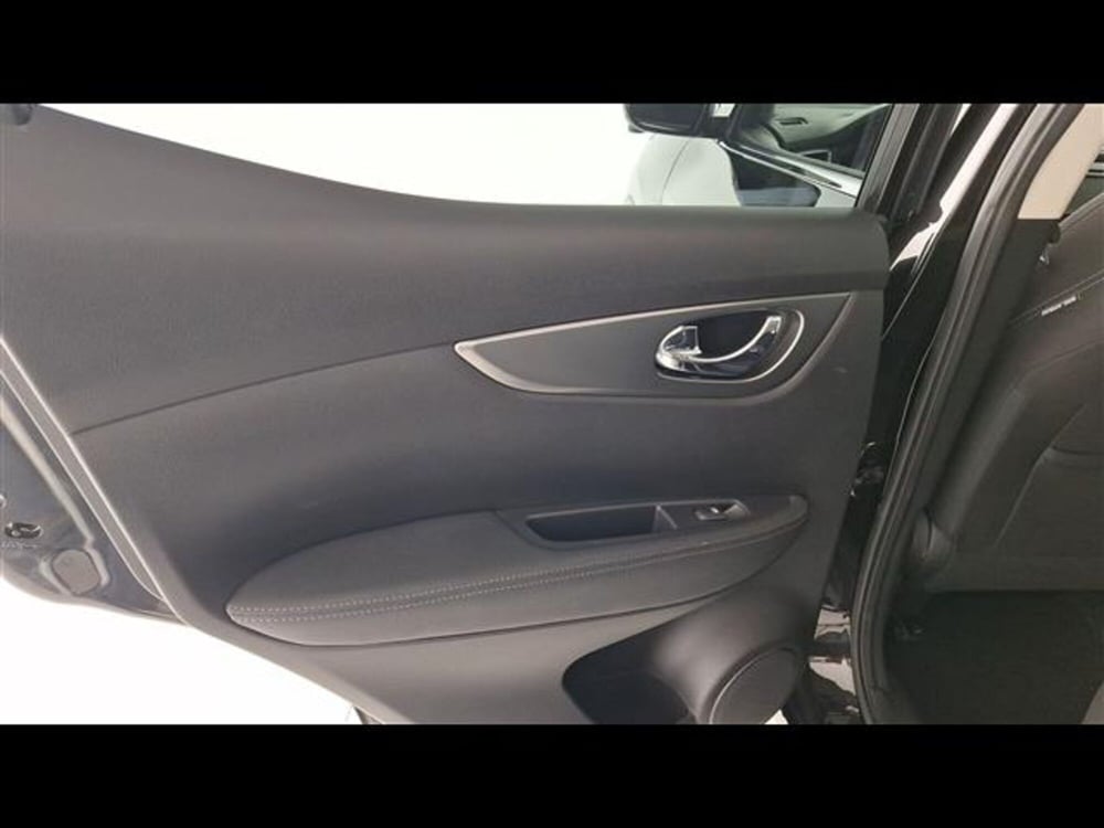 Nissan Qashqai usata a Milano (13)