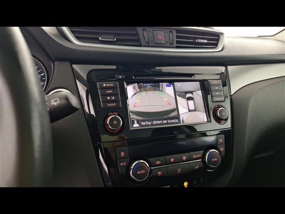 Nissan Qashqai usata a Milano (14)
