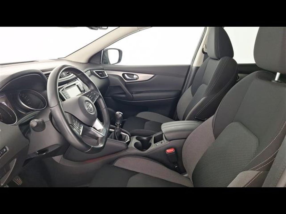 Nissan Qashqai usata a Milano (15)