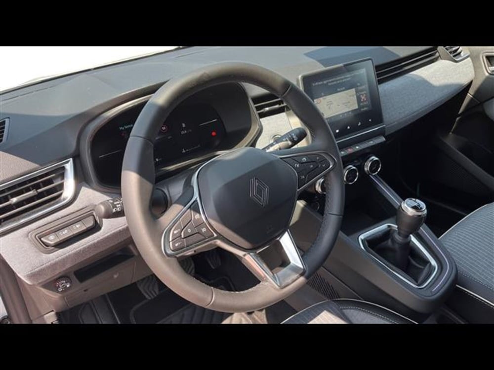 Renault Clio nuova a Lecce (6)