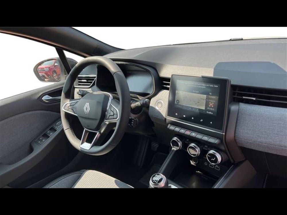 Renault Clio nuova a Lecce (8)