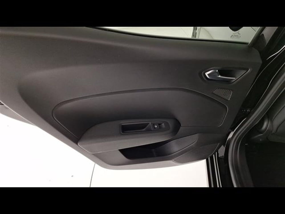 Renault Clio usata a Milano (10)