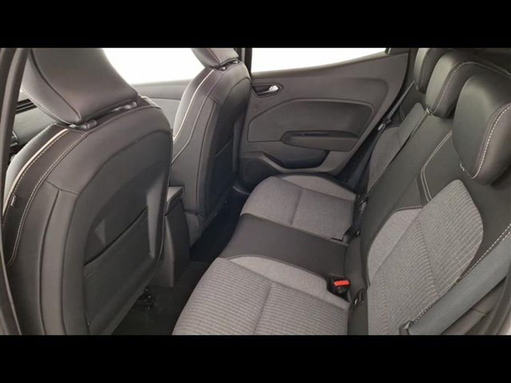 Renault Clio usata a Milano (12)