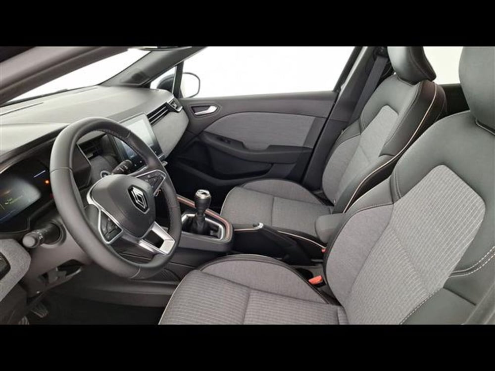 Renault Clio usata a Milano (15)