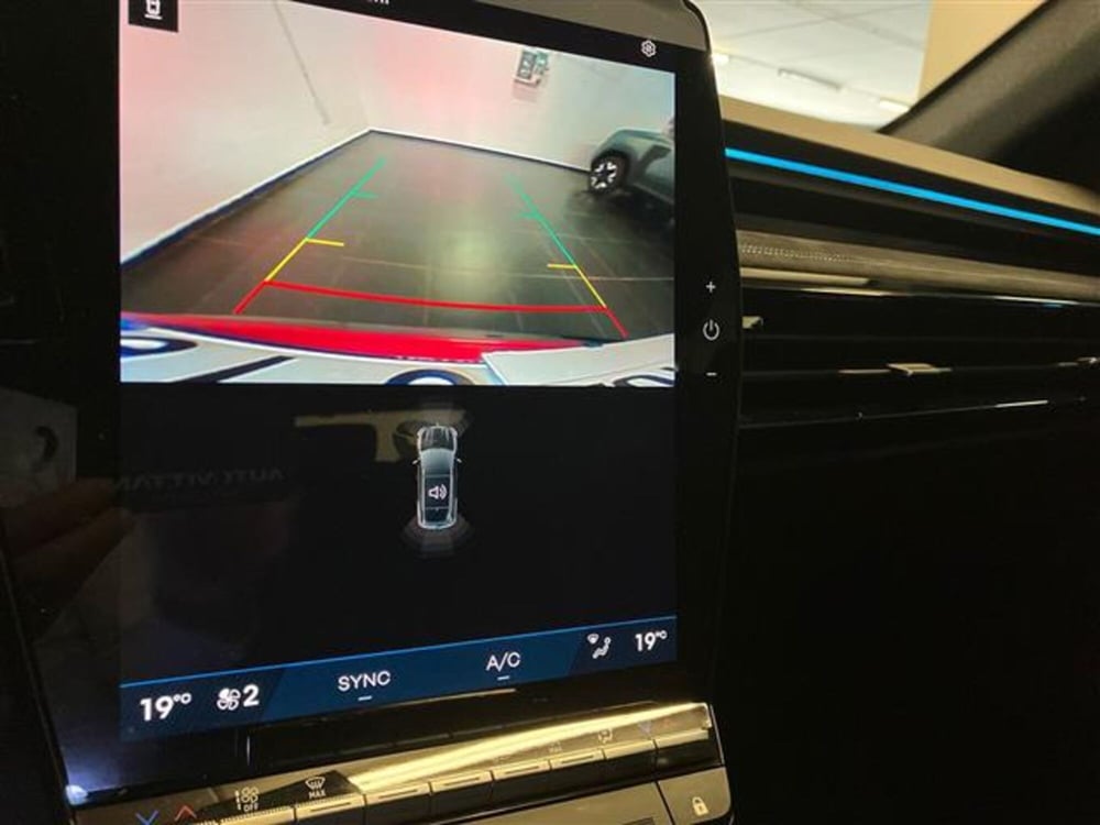 Renault Austral nuova a Como (14)