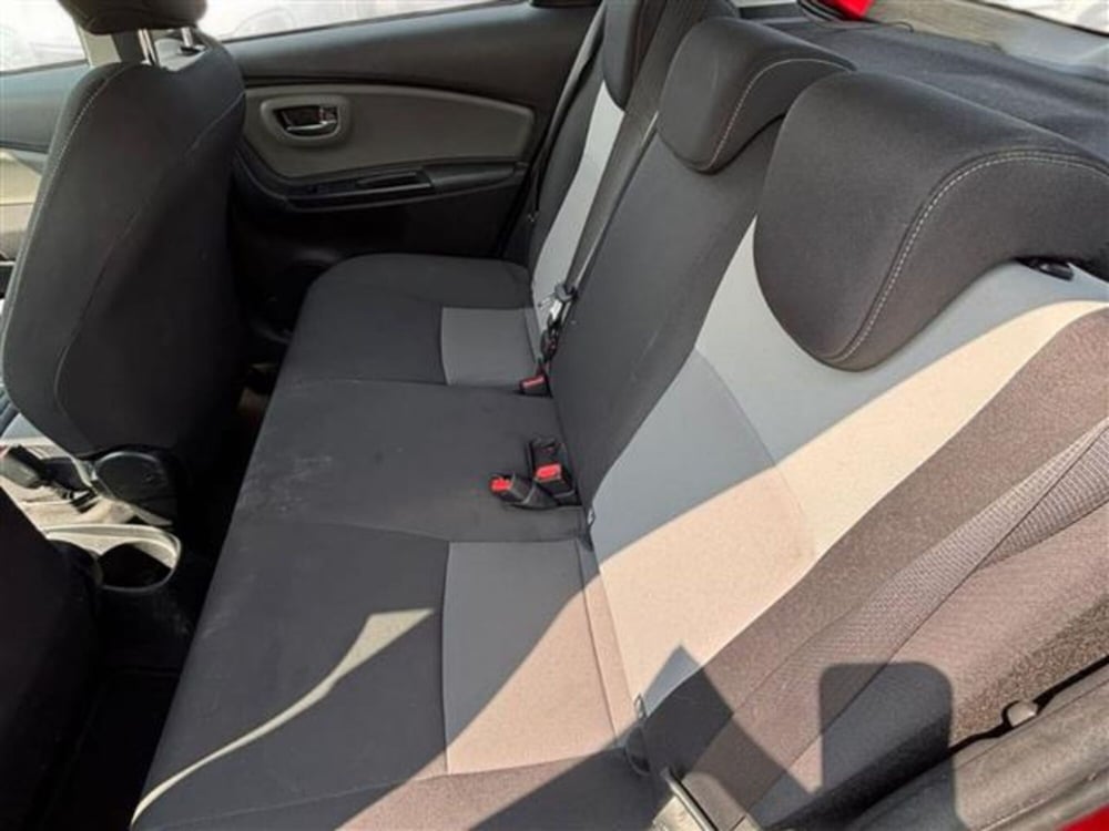 Toyota Yaris usata a Livorno (14)