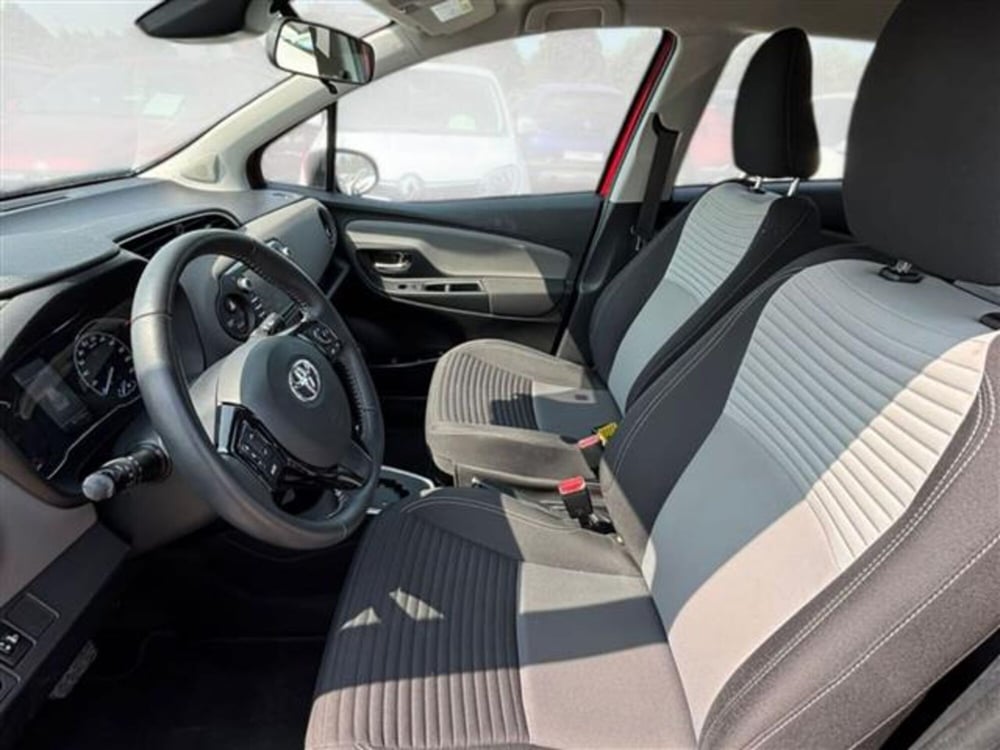 Toyota Yaris usata a Livorno (9)