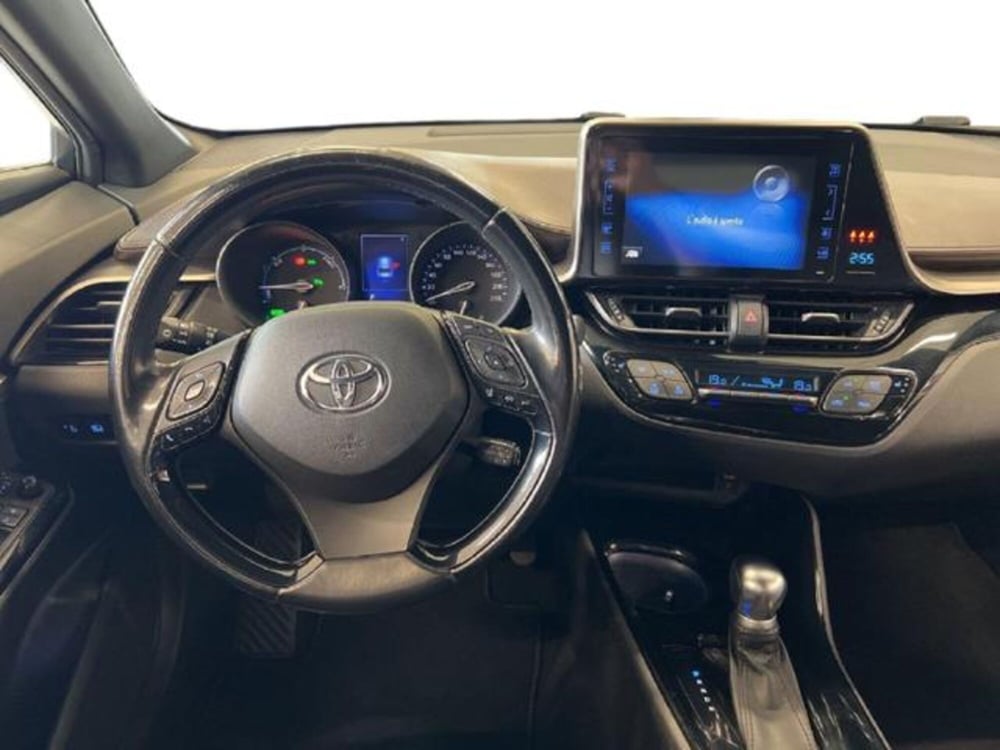 Toyota Toyota C-HR usata a Vercelli (10)