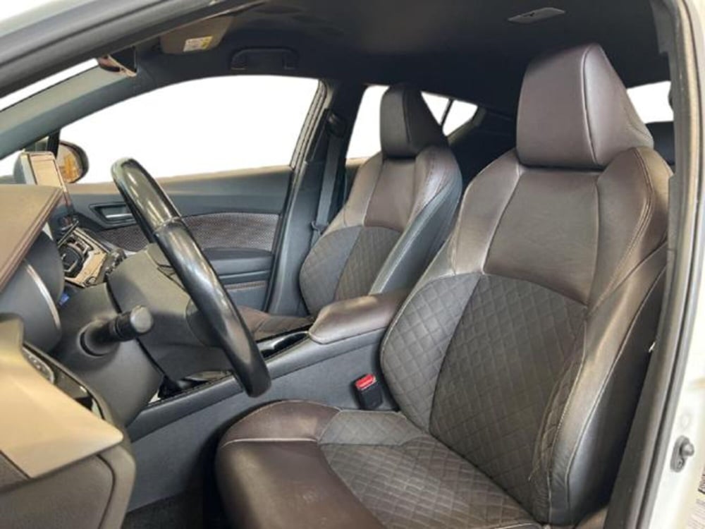 Toyota Toyota C-HR usata a Vercelli (12)