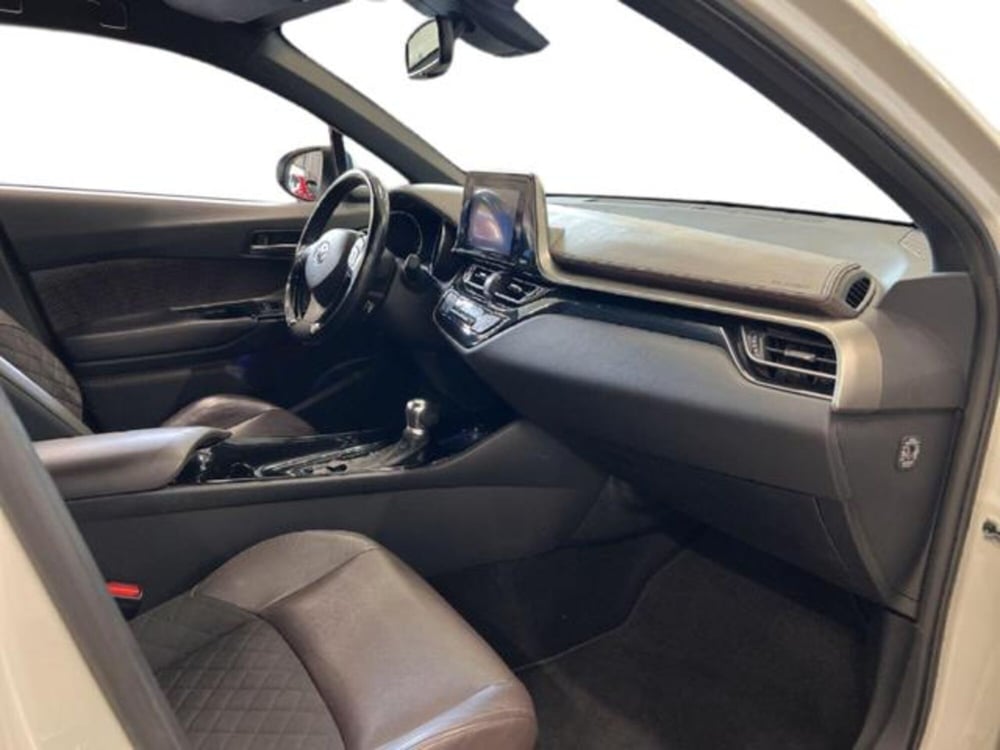 Toyota Toyota C-HR usata a Vercelli (6)