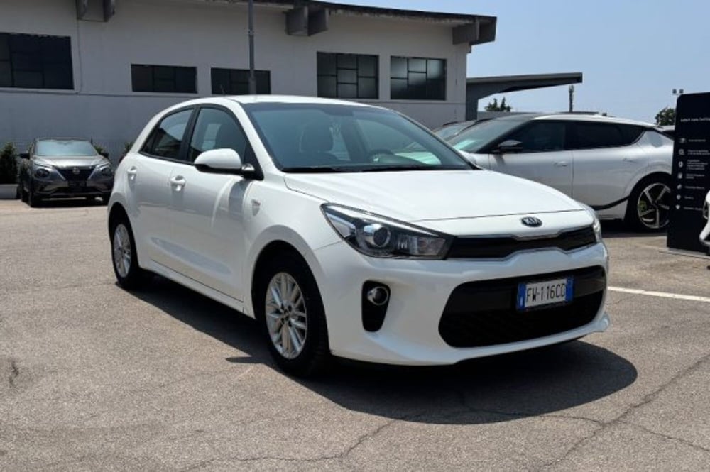 Kia Rio usata a Latina