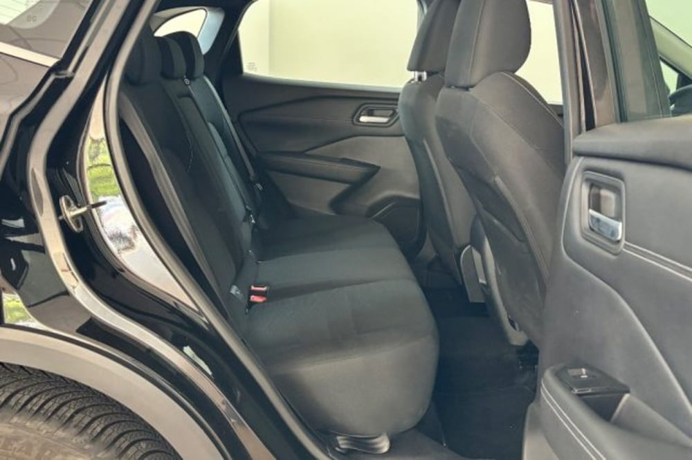 Nissan Qashqai usata a Latina (10)
