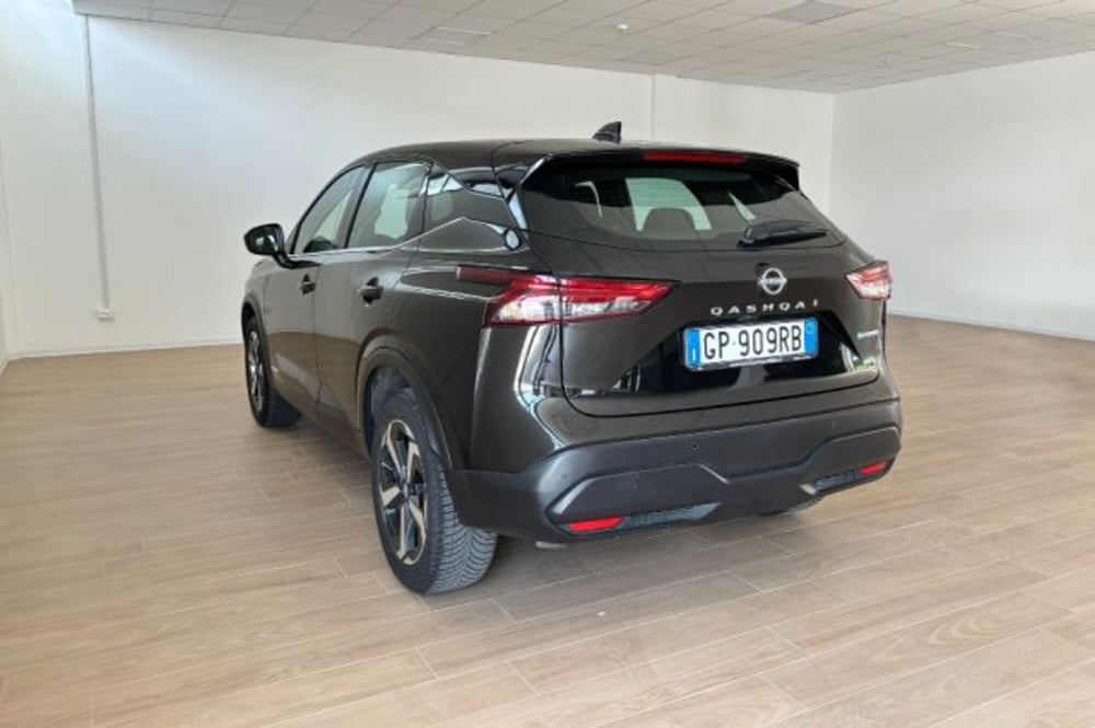 Nissan Qashqai usata a Latina (5)