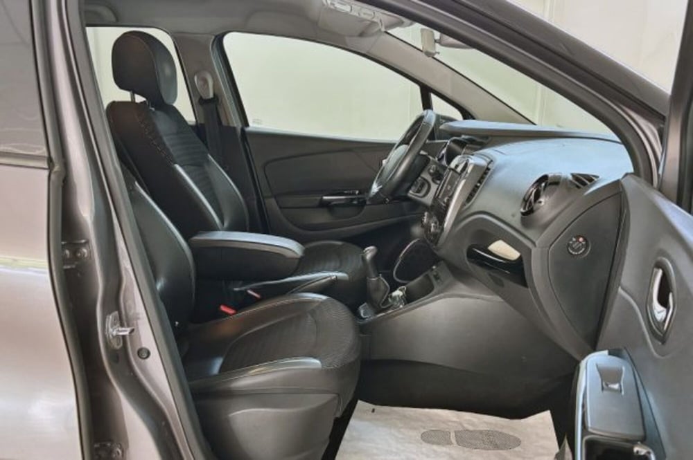 Renault Captur usata a Latina (8)