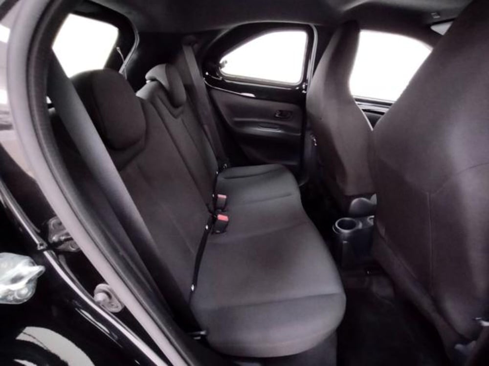 Toyota Aygo X usata a Como (5)