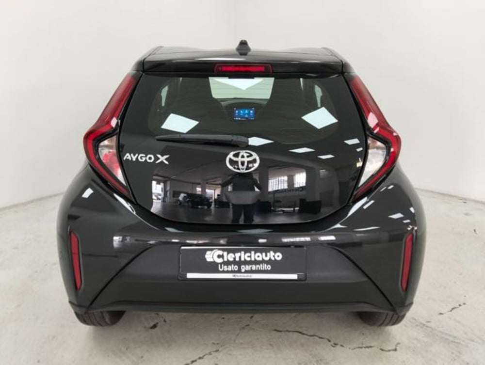 Toyota Aygo X usata a Como (7)