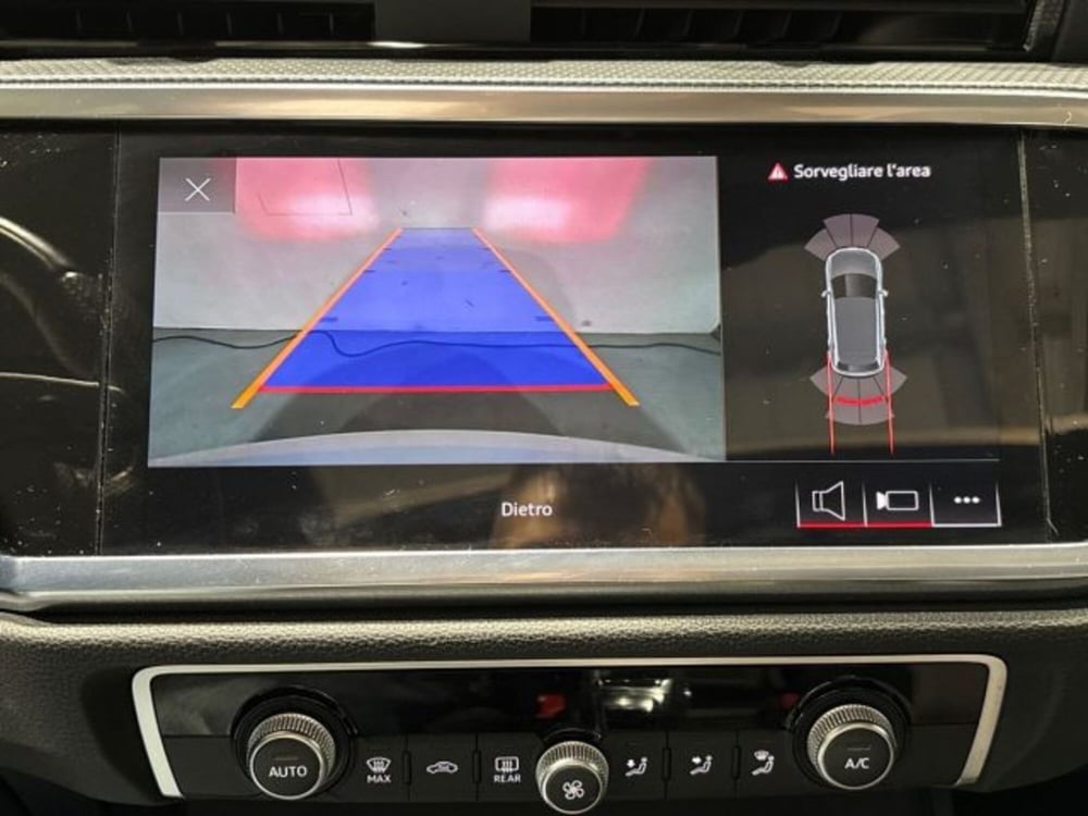 Audi Q3 Sportback usata a Bologna (12)