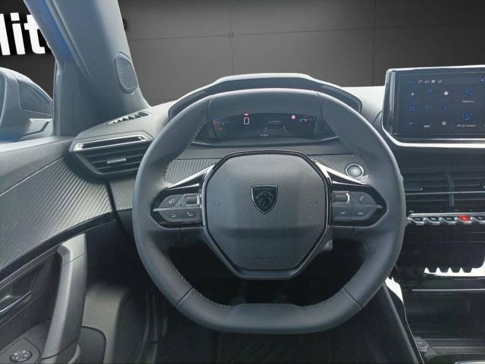 Peugeot 2008 usata a Milano (9)