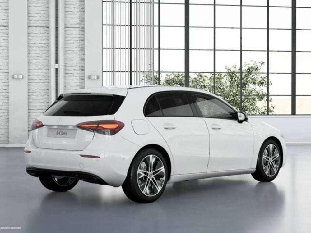 Mercedes-Benz Classe A usata a Milano (3)