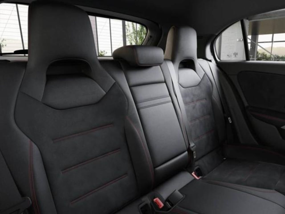 Mercedes-Benz Classe A usata a Milano (9)