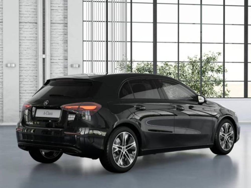 Mercedes-Benz Classe A usata a Milano (3)