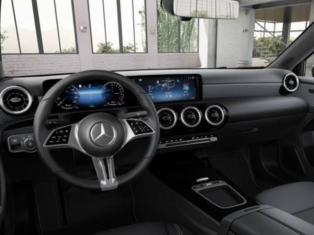 Mercedes-Benz Classe A usata a Milano (6)